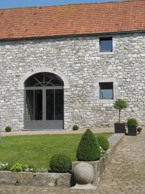 Ferme De La Porte Rouge Andenne Exteriör bild